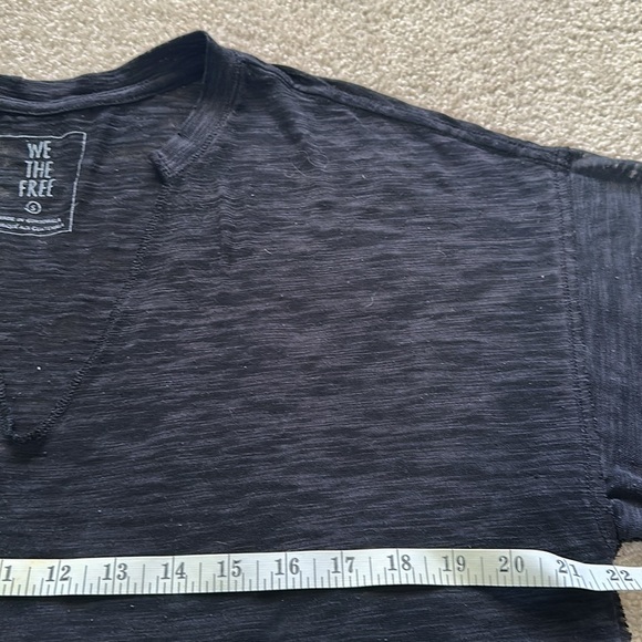 We The Free Oversized Burnout Deep V Neck Tee Soft Black Women’s Small - Picture 3 of 7